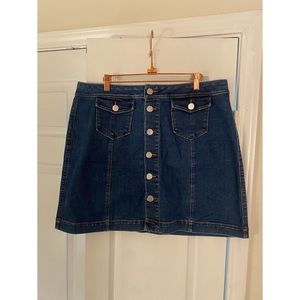 LOFT Denim Skirt with Pockets, Size 14